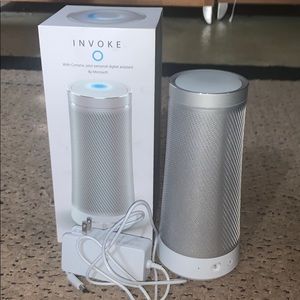 HARMAN KARDON CORTANA SPEAKER